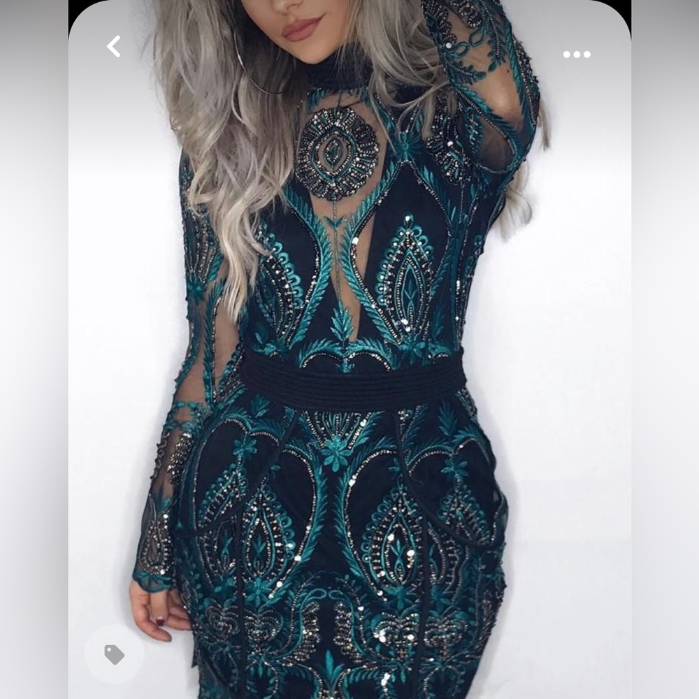 Luxury breaking neck dress